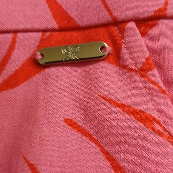 Rafaella Pink and Red Patterned Skort, Large Leaf Pattern "CARMINE ROSE" NWT  M - Picture 5 of 10
